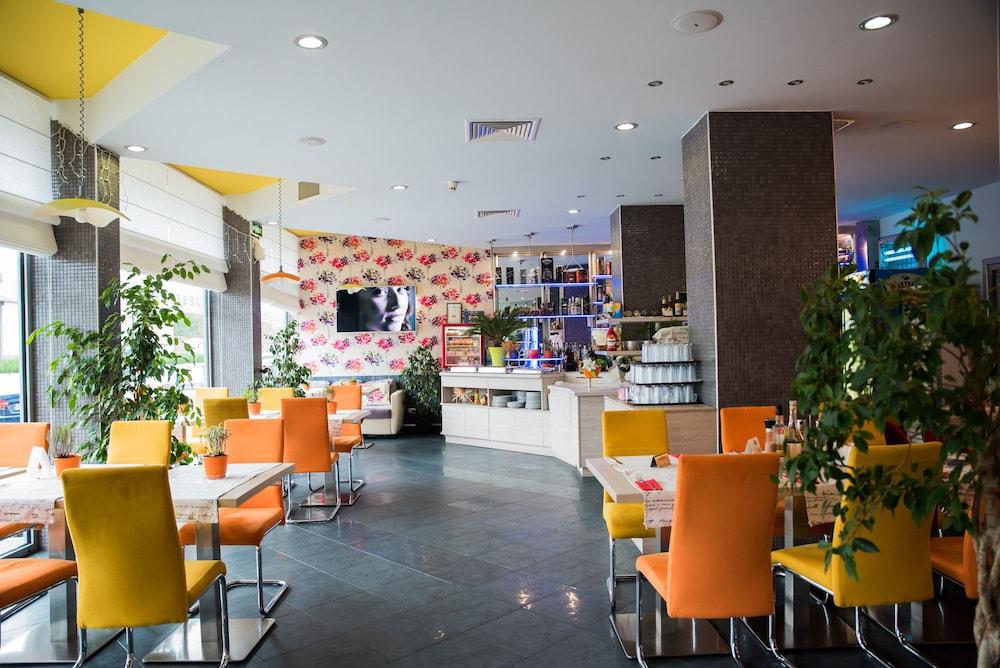 Aqua Hotel Varna Ngoại thất bức ảnh
