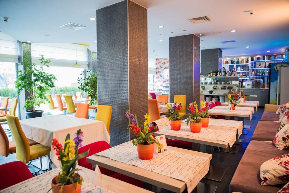 Aqua Hotel Varna Ngoại thất bức ảnh